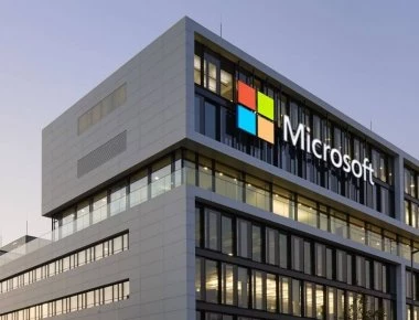 Το χέρι στην τσέπη καλείτε να βάλει η Microsoft - Αποζημιώσει πολίτη για ανεπιθύμητη εγκατάσταση των Windows 10